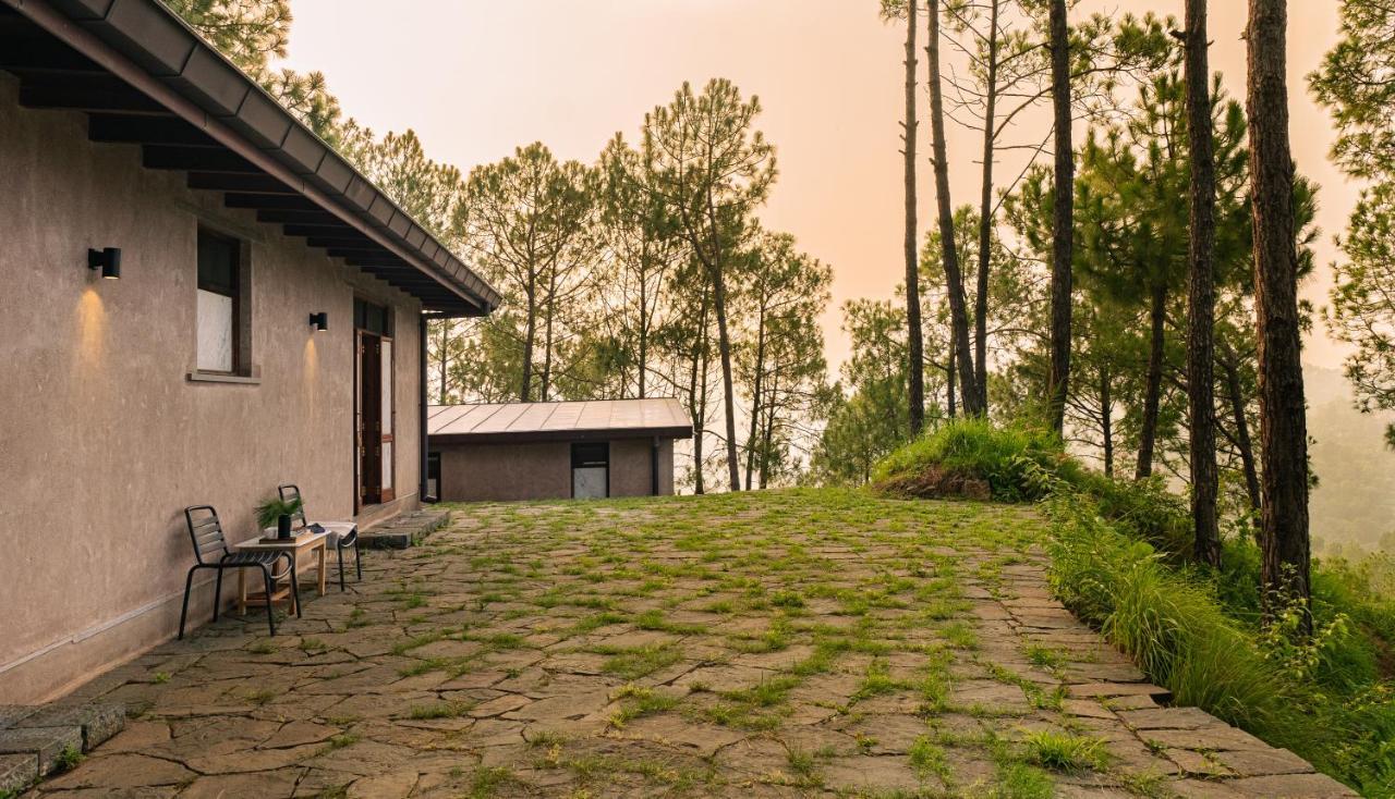 Amaya Kasauli Exterior photo