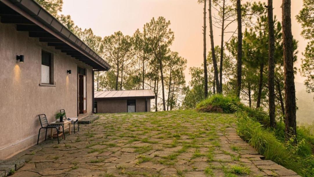 Amaya Kasauli Exterior photo